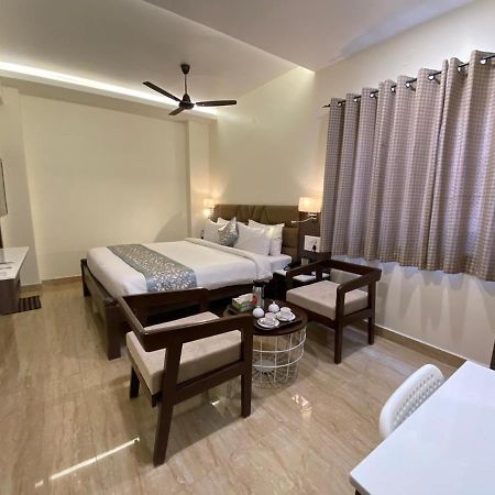 Le Shiv Executive Suite Theni Exterior foto